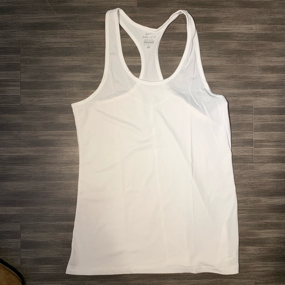🥑NWOT Nike Dri-Fit Racerback Tank